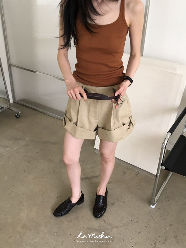 削肩薄款背心(闆娘.花花清單)